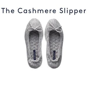 BRAND NEW Margaux Cashmere Slippers